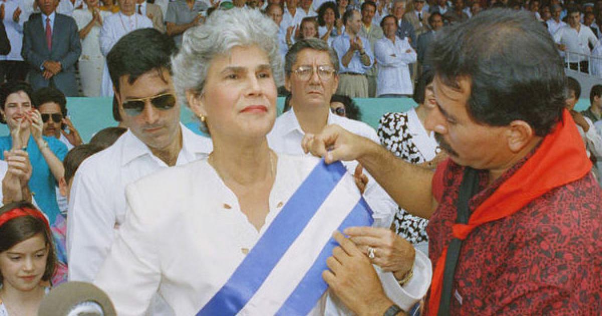 Primera presidenta electa en América History Latinoamérica