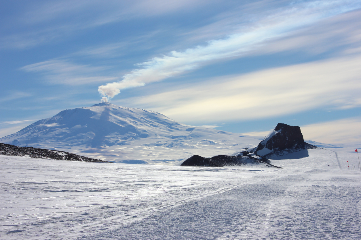 El Monte Erebus es el volcán más austral.