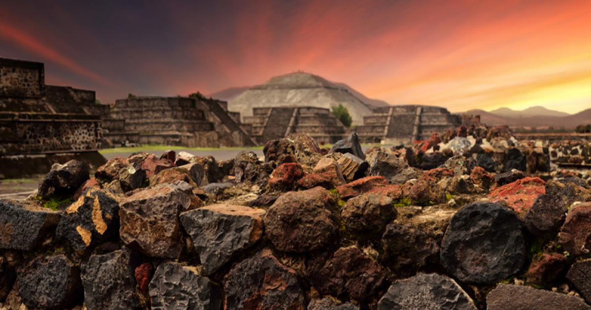 Hallado un misterioso río de mercurio líquido bajo una pirámide pre-azteca