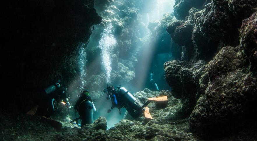 Recuperan en el mar de Turquía una daga de 3600 años de antigüedad