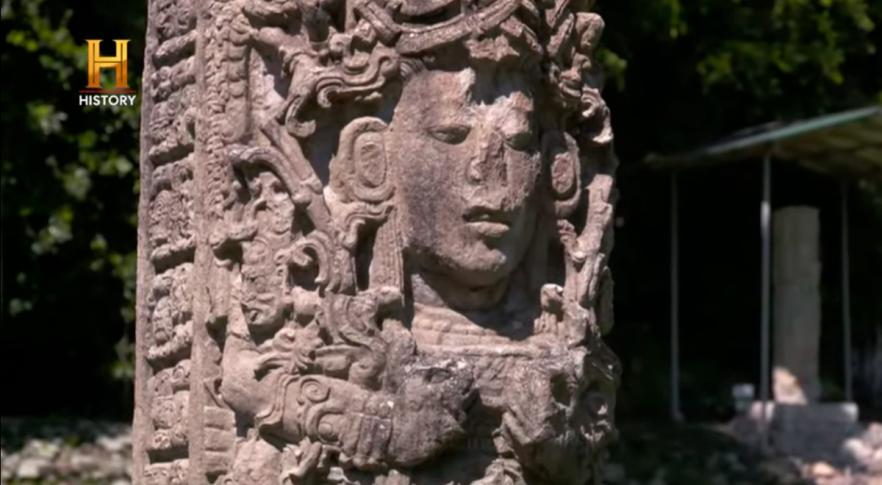 ESTATUA MAYA