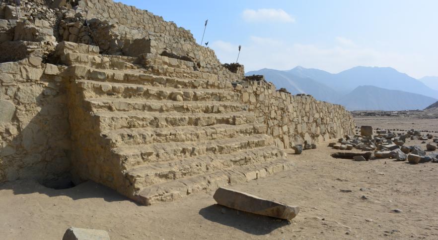 Descubren una pirámide de la cultura Caral en Perú (FOTOS)