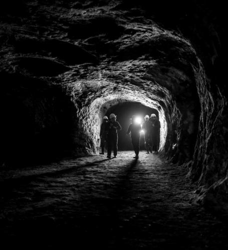 Hallan con vida a los 33 mineros atrapados en el yacimiento San José, Chile