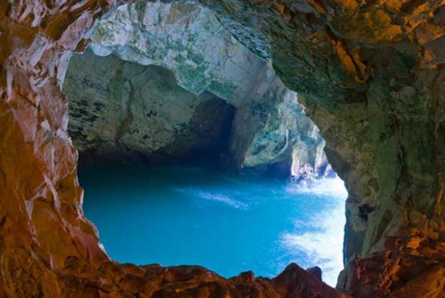 Hallan pruebas de una gigantesca reserva de agua en el centro de la Tierra-0