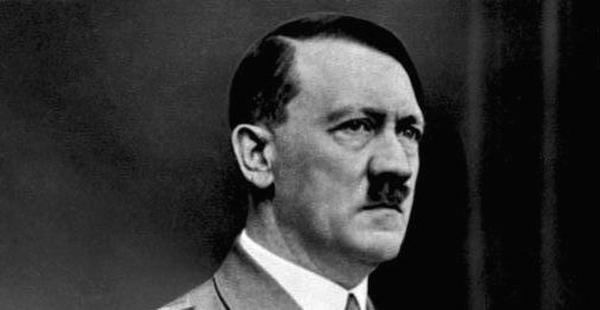 Adolf Hitler-0