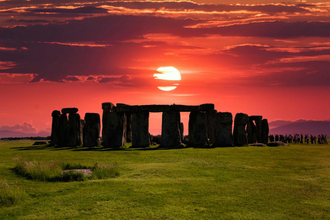 Nuevo misterio en Stonehenge: la Piedra del Altar viajó 750 kilómetros desde Escocia-0