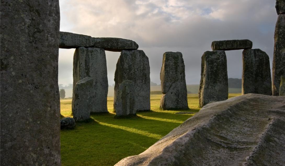 Revelan cómo se construyó un antiguo monumento con piedras más pesadas que las de Stonehenge-0